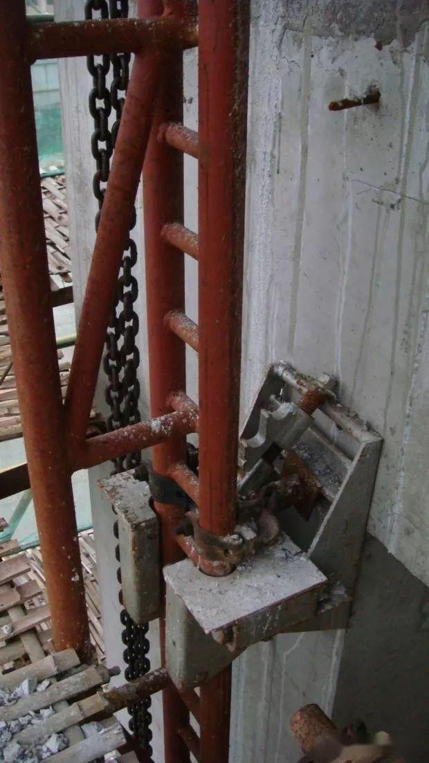 解剖附着式升降脚手架 构造拆解、动画演示与检查要点